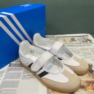 Adidas Samba Jane Sneakers